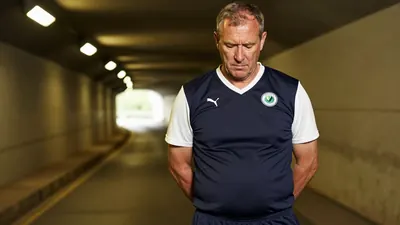 Bangor manager Lee Feeney admitted the 2-0 Premiership defeat to Dungannon Swifts was a hard one to take, praising his...